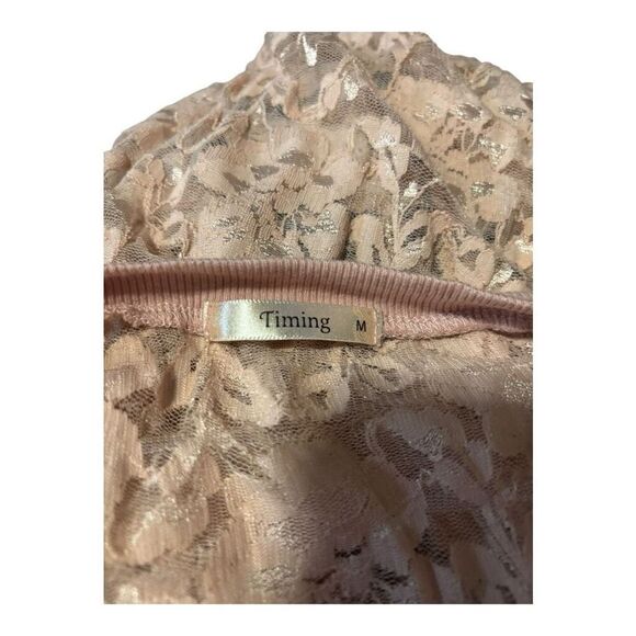 Timing Pink Lace Blouse Size M - Picture 4 of 4